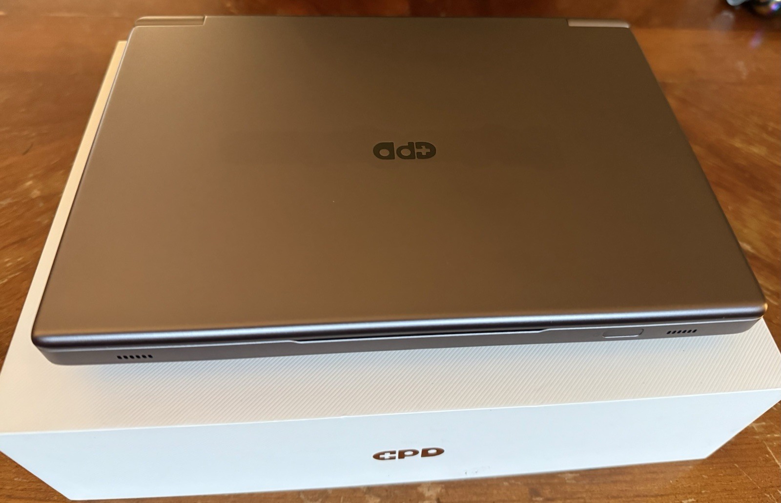 GPD WIN Max 2 2023 Ryzen 7 7840U + 32GB DDR5x-7500 MT/s + 2TB M.2 NVMe + OCuLink
