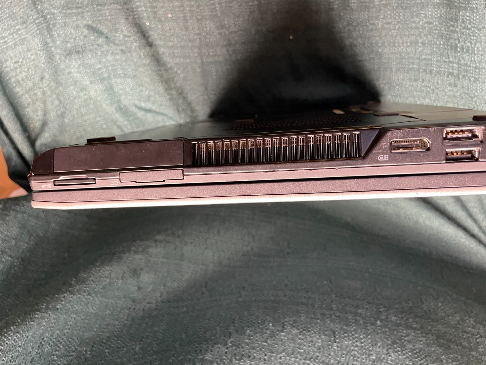 Dell Latitude E6510 i5-540M @2.53GHz 8GB RAM 15.6″ 250GB HDD w/ Power Adapter