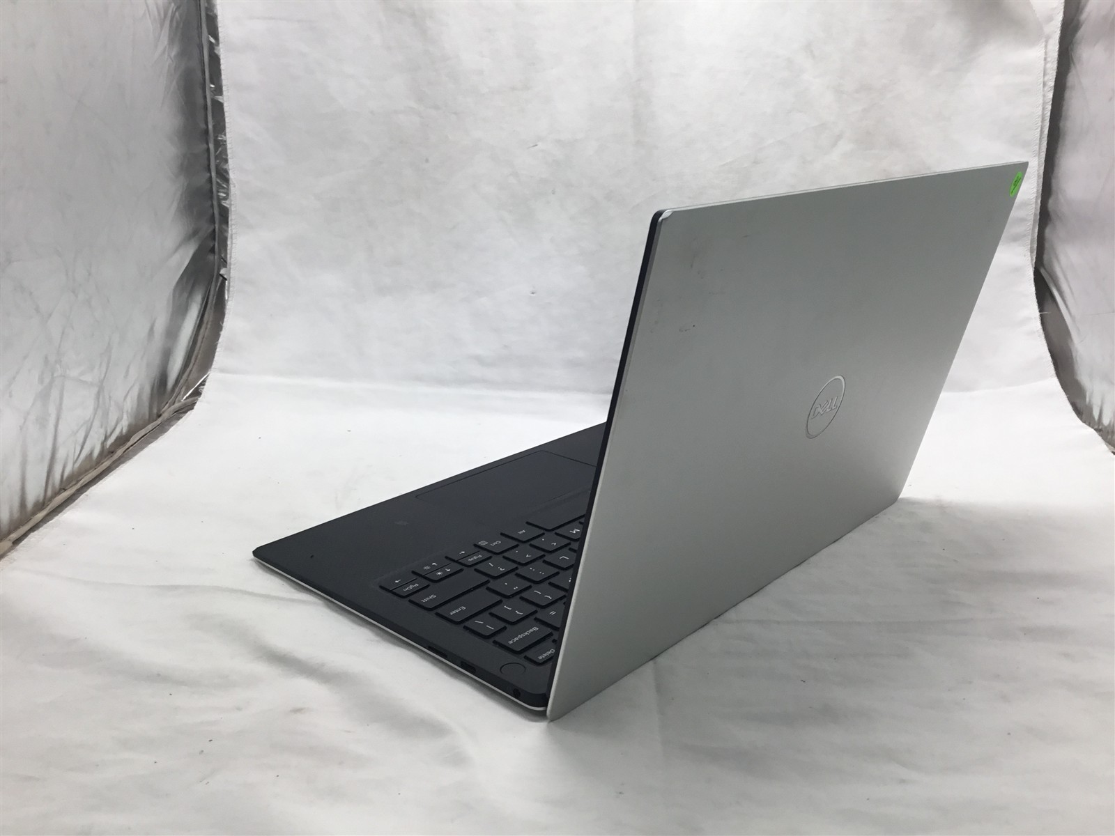 Dell XPS 13 7390 13″ Laptop Intel i7-10710U 8GB RAM 512GB NVMe Win 11 No Charger