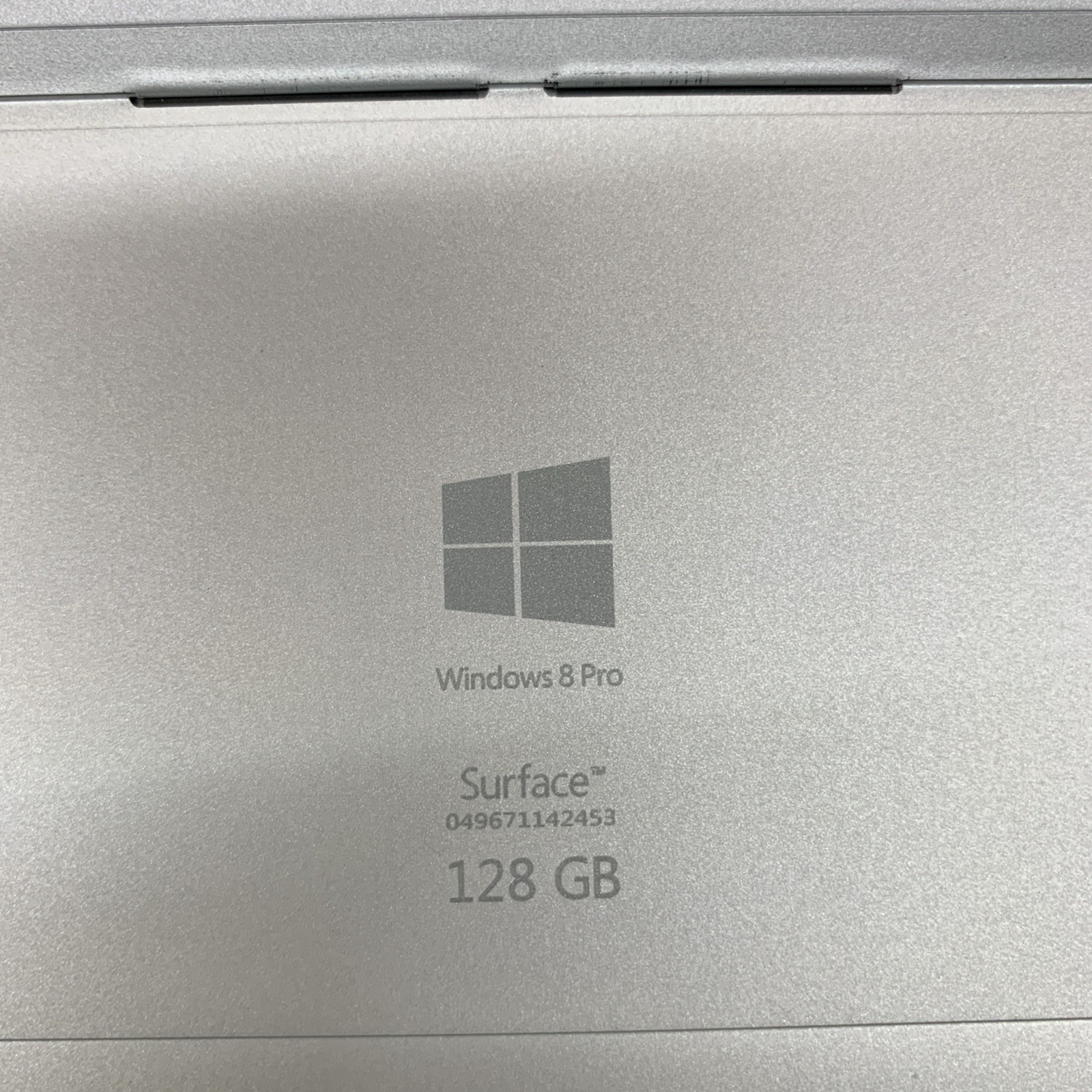 Surface Pro 3, Intel Core i5-4300U @ 1.9GHz, 4GB RAM, 128GB SSD, W10P