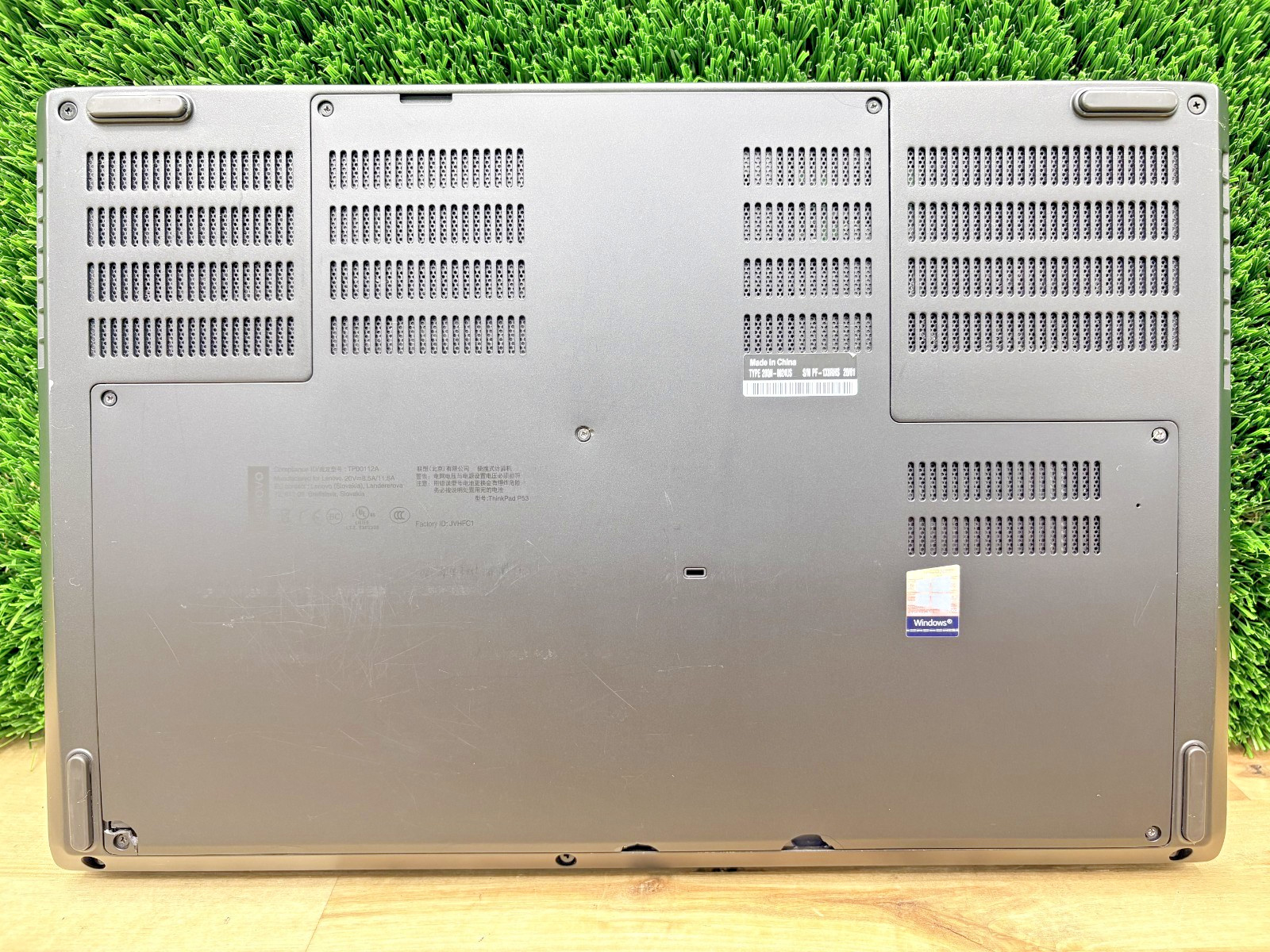 Lenovo Thinkpad P53 Intel i7-9750H 2.60GHz 32GB RAM 1TB SSD Windows 11 Pro BL*
