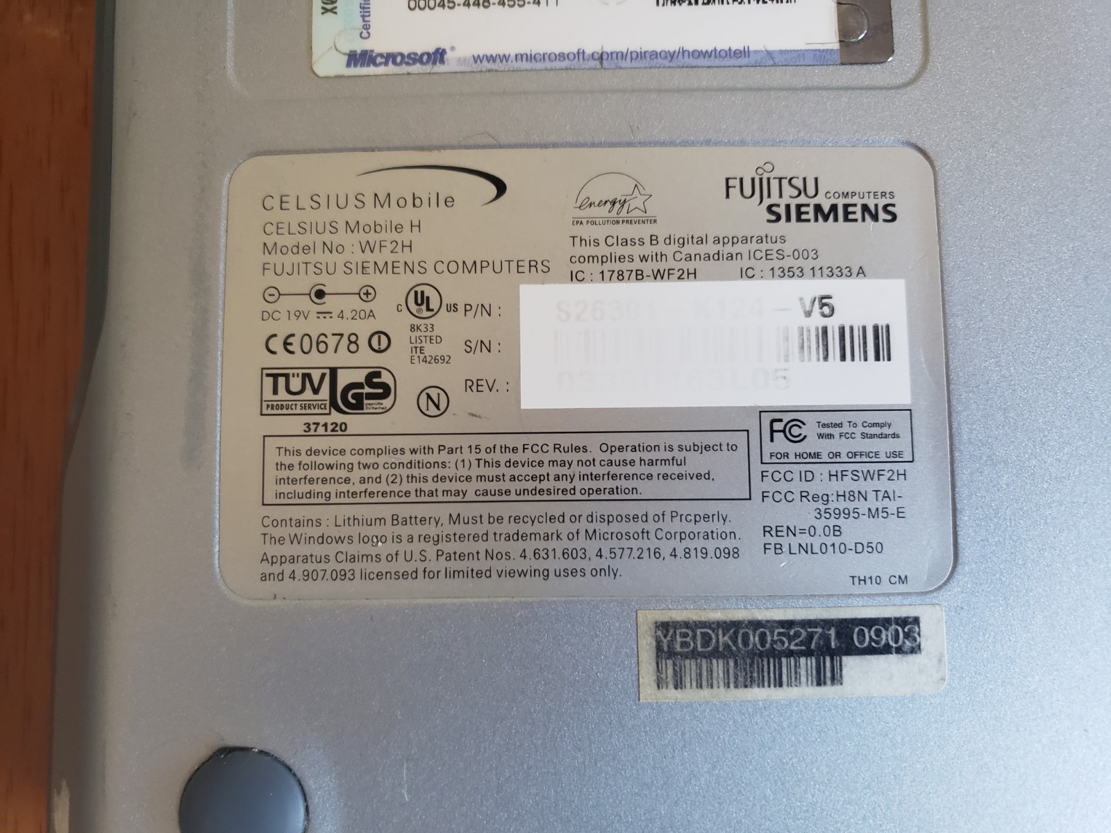RARE Fujitsu Siemens Celsius Mobile H WF2H BS015 Nvidia 500 GoGL Wireless Kb Xp