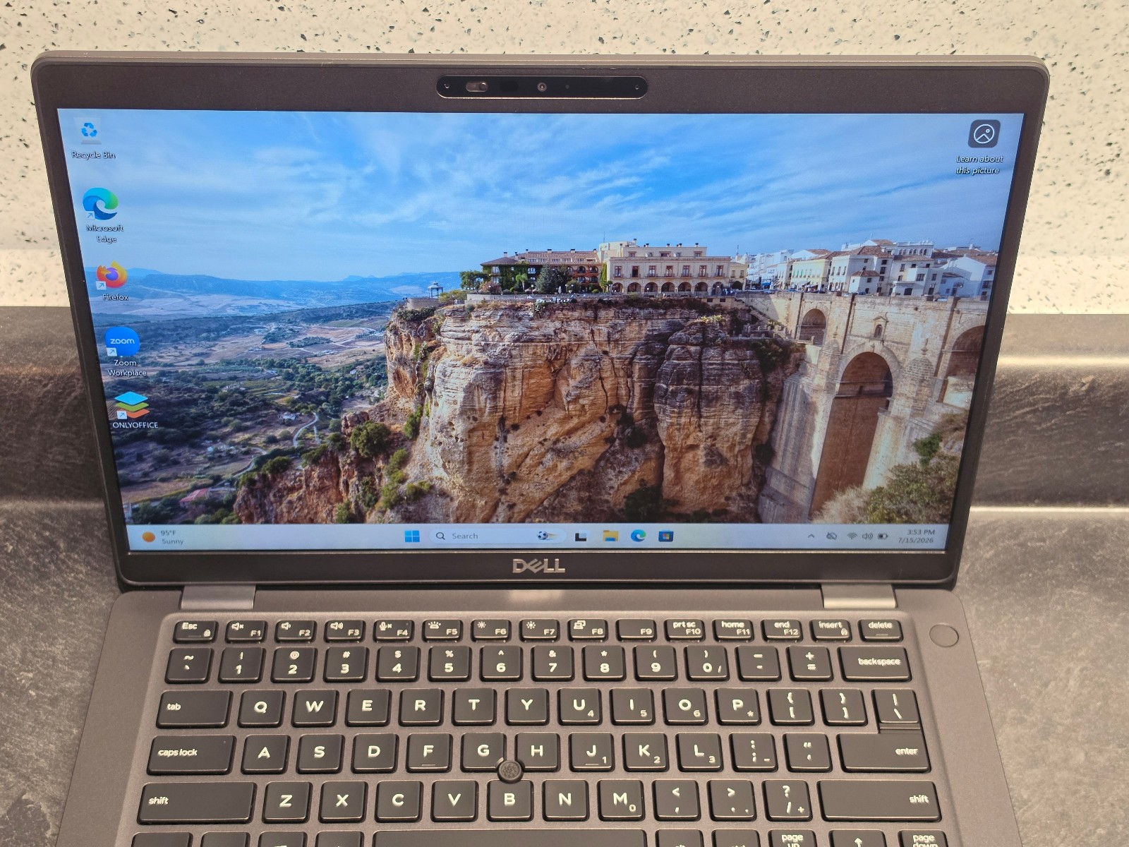 Dell Latitude 5400 14″ Touchscreen Windows 11 Laptop – i5-8365U, 16GB RAM, 256GB