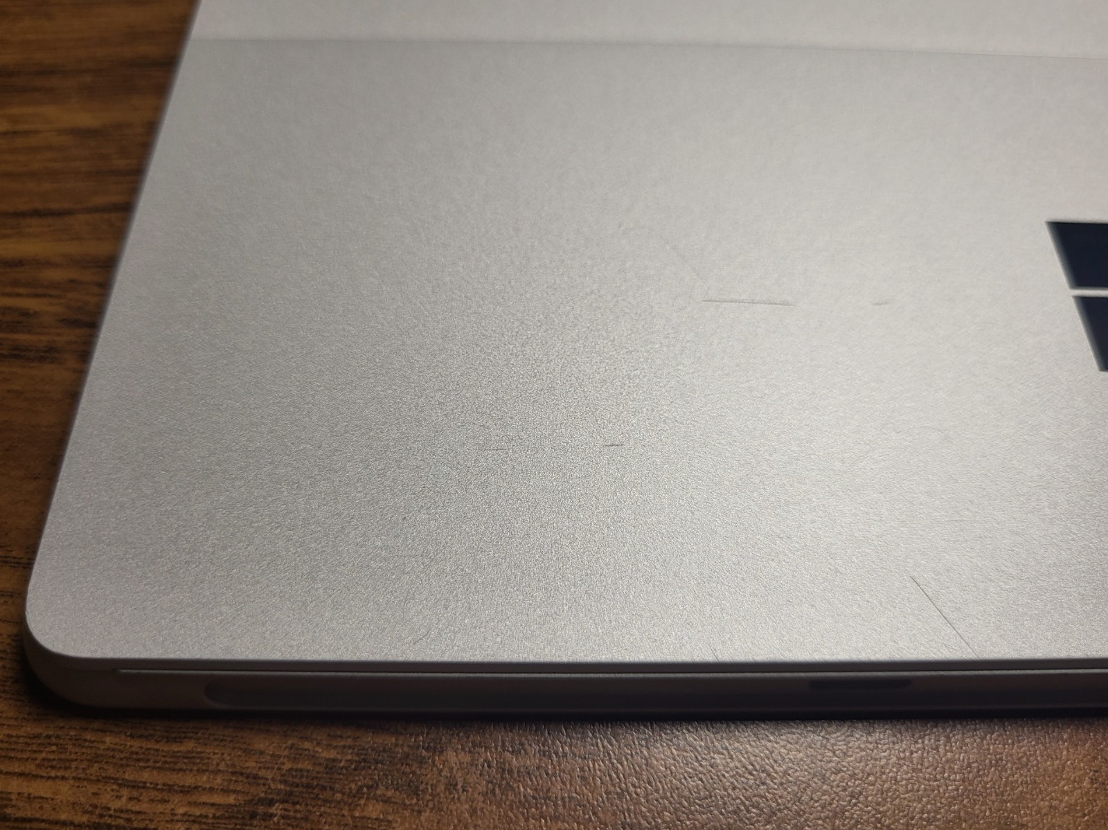 Microsoft Surface Go 4 Business N200 8GB 128GB w/ Type Cover Battery Health 96%