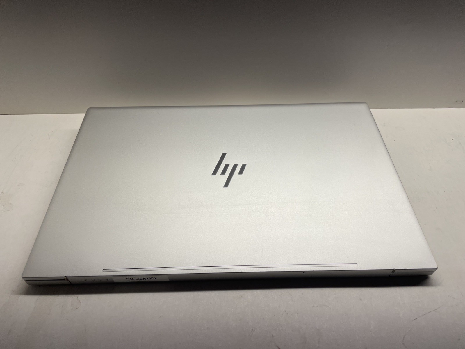 HP Envy 17m-cg0013dx Laptop 17.3″ i7-1065G7 16GB 1TB NVMe Intel Iris Xe Graphics