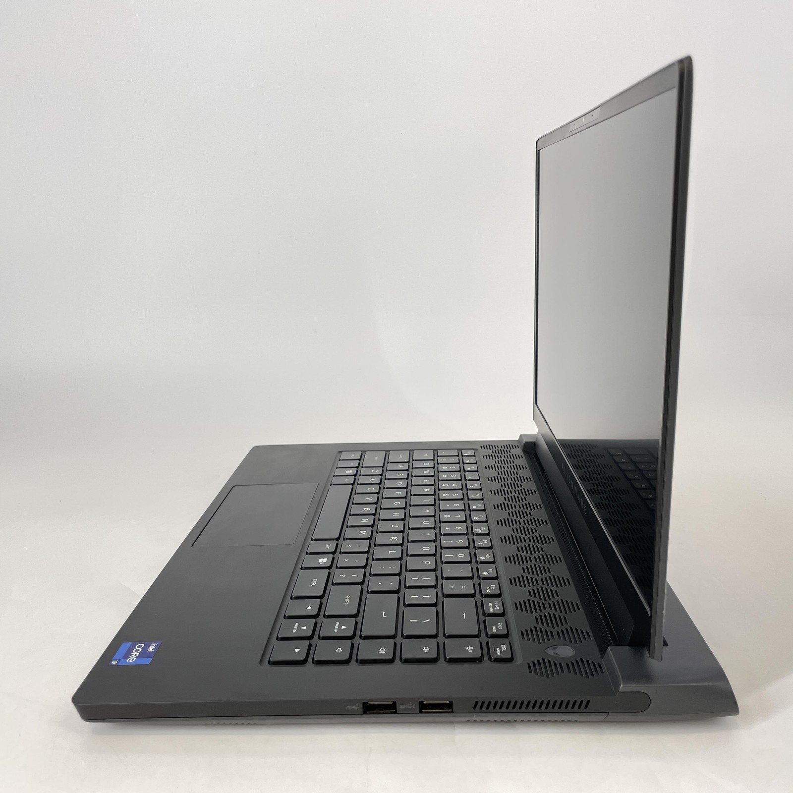 Dell Alienware m15 R7 240Hz 2K 2.5 GHz i9-12900H 32GB 1TB SSD RTX 3080 Very Good