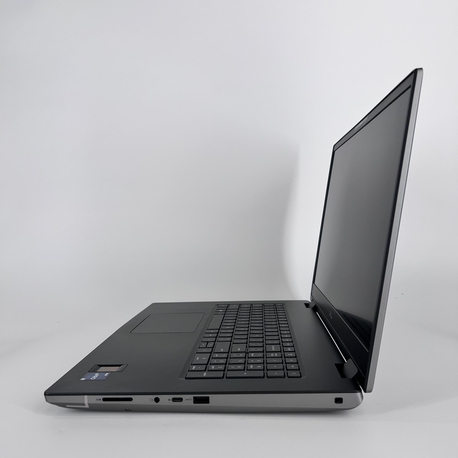 Dell Precision 7780 17.3 FHD 2.2 GHz i9-13950HX 32GB 512GB SSD RTX 3500 Ada Good