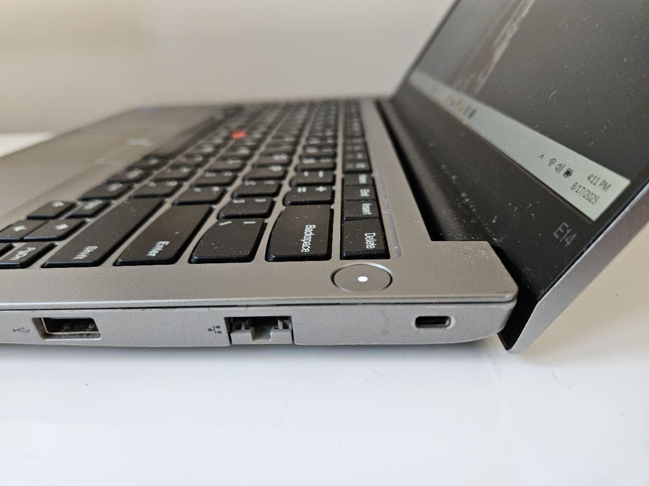 ThinkPad E14 Gen 4 14-inch i5-1235u 16GB RAM 256Gb NVME Win 11 Pro