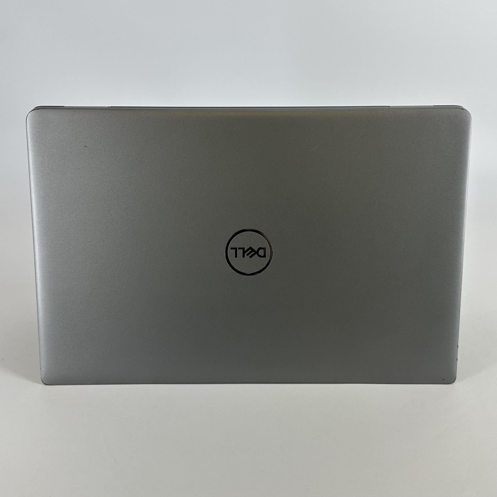 Dell Latitude 5540 15.6 FHD 1.6 GHz i5-1345U 8GB 256GB SSD Very Good