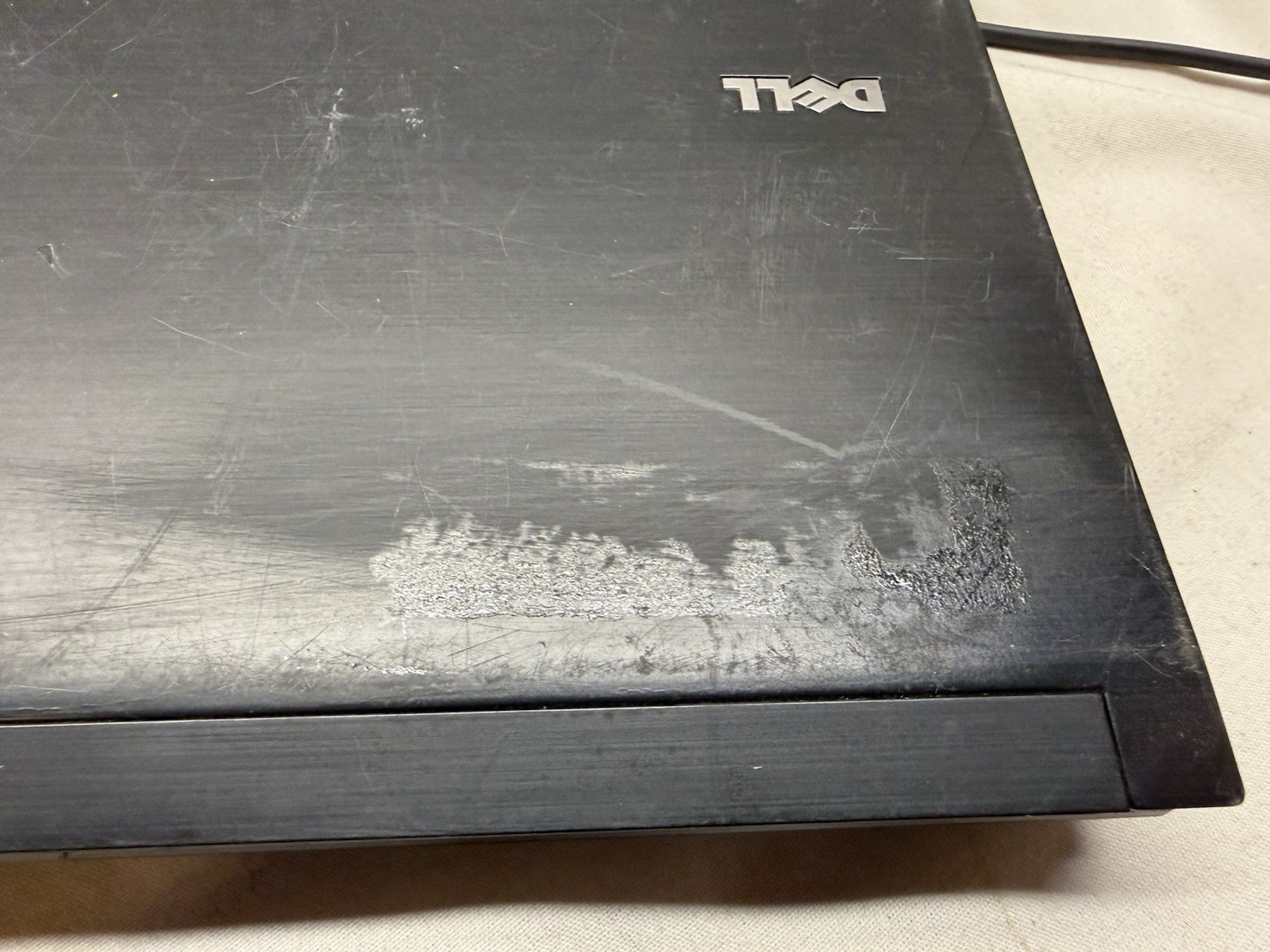 Dell Latitude E6500 Laptop Computer – Powers On ~ For Parts/Repair AS IS