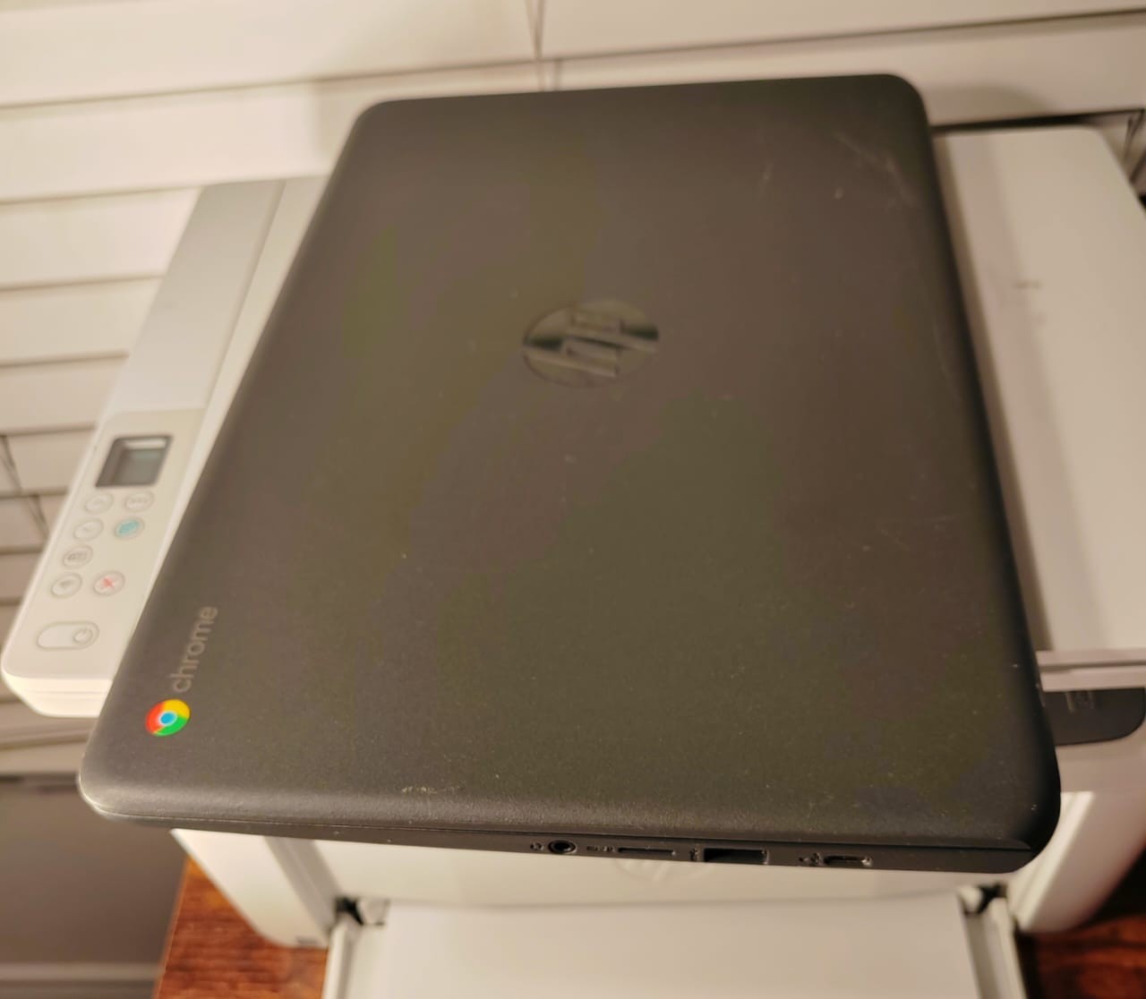 HP Chromebook 14″ Intel Celeron N3350 / 4GB RAM / ChromeOS – Fully Working