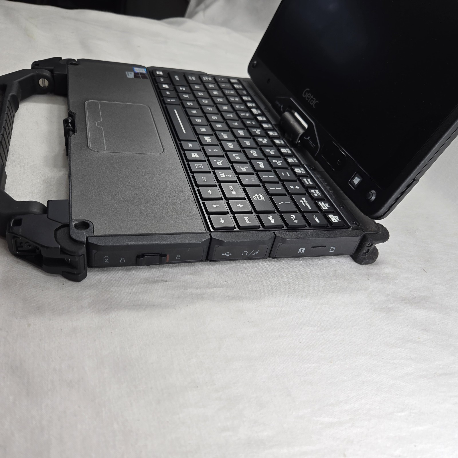 Getac V110 G3 Toughbook i7-6600U 2.60GHz 256GB SSD 12GB Ram Win10P – Grade B+