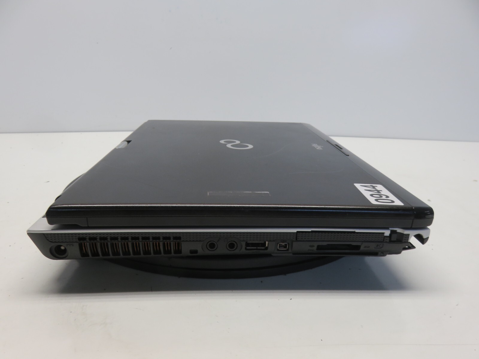 Fujitsu Lifebook T900 Intel Core i5 CPU M 520 2.40GHz 4GB NO HDD