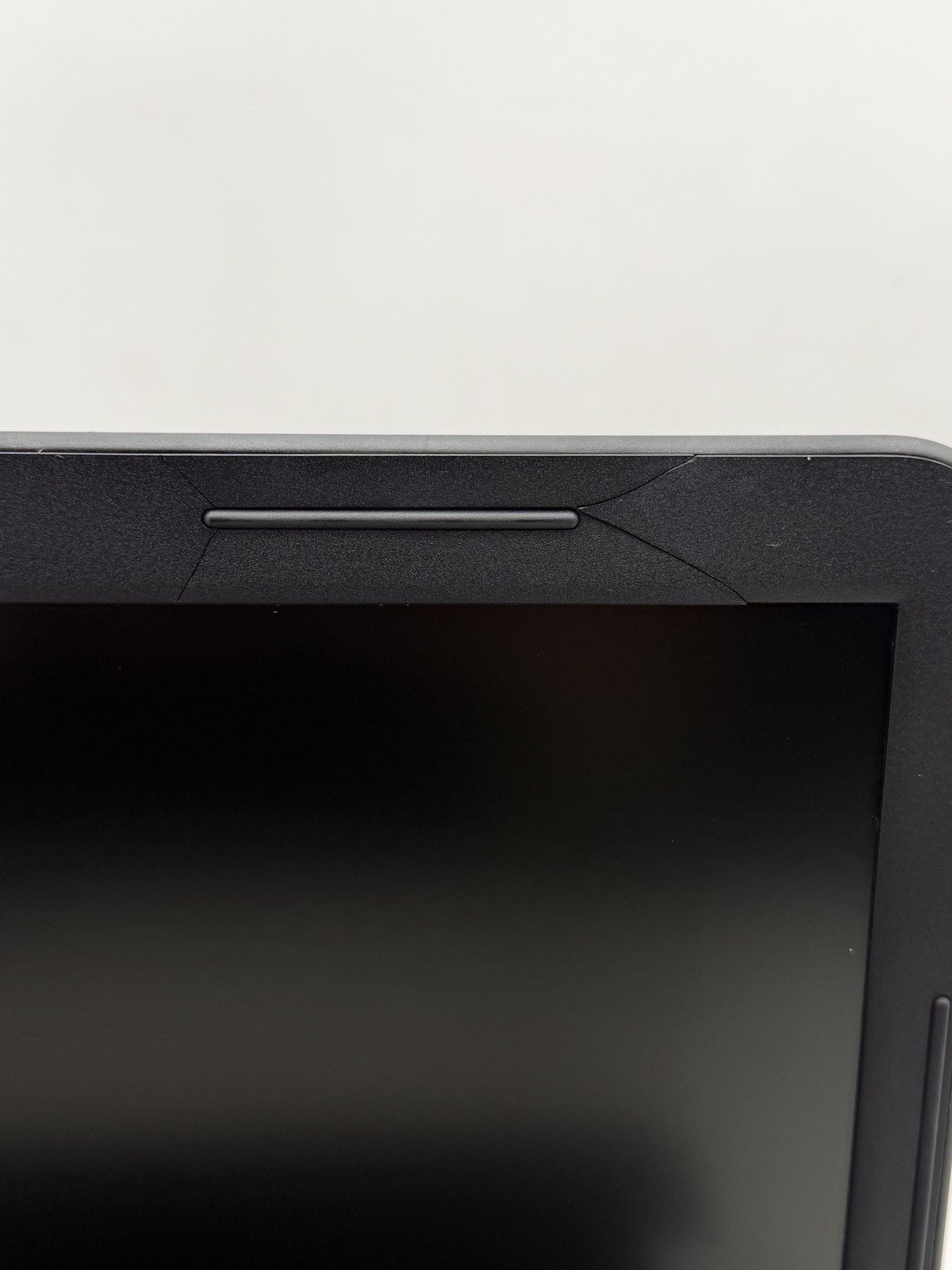 Dell Latitude 3310 13.3in i5-8265U 8GB 128GB/256GB NO OS (Low Battery) Read