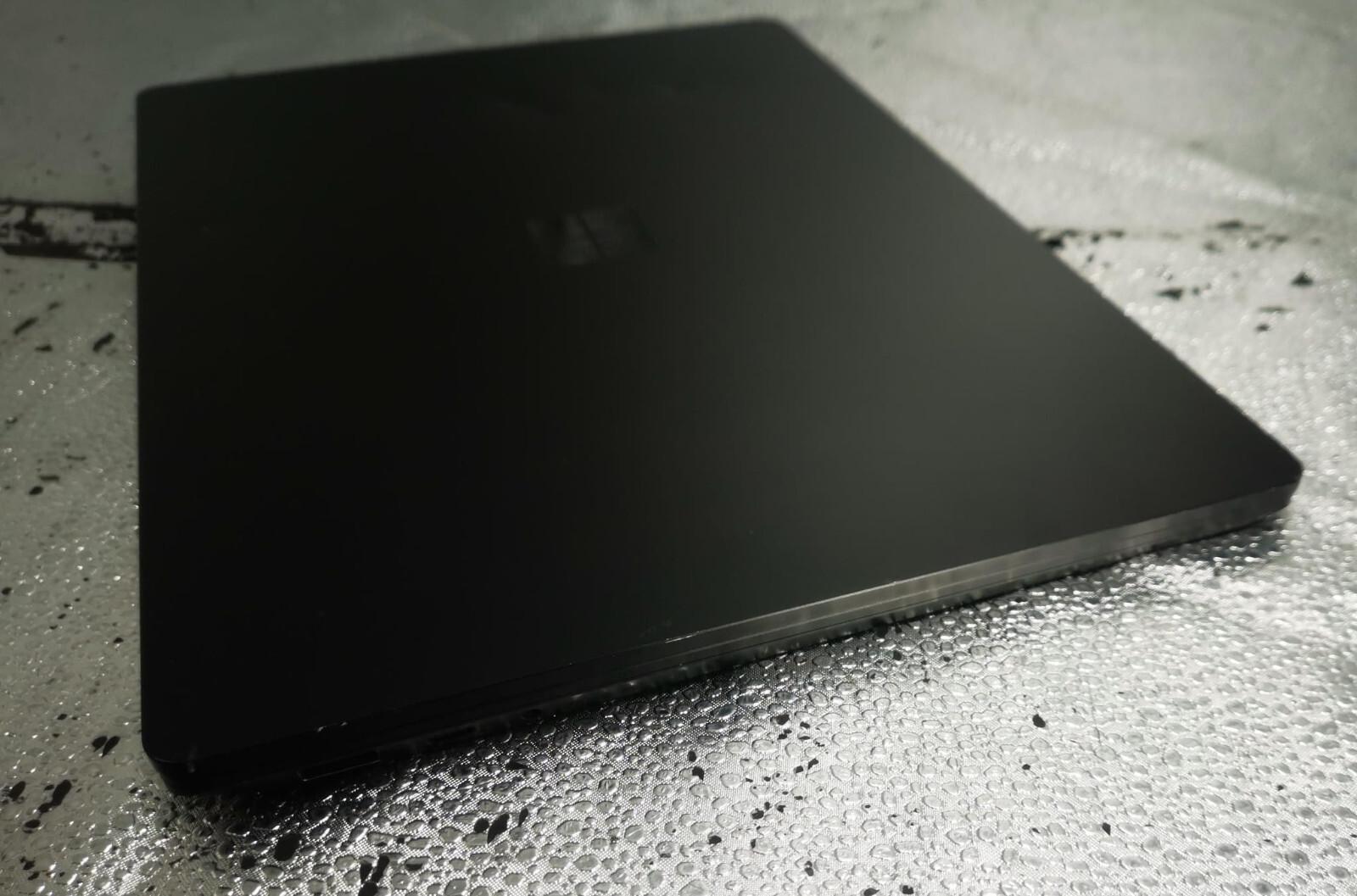 Microsoft Surface Laptop 3 13.5″ 256GB 8G Intel Core i5-1035G7 – 1.20 GHz *READ*