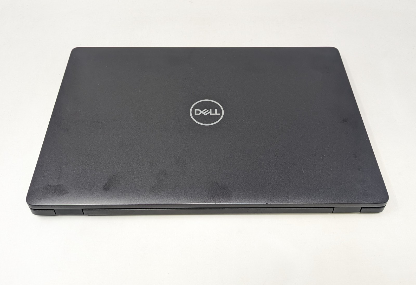 Dell Precision 3541-Intel Core i7-9850H 2.6 GHz 16GB DDR4 RAM NVIDIA No OS/SSD