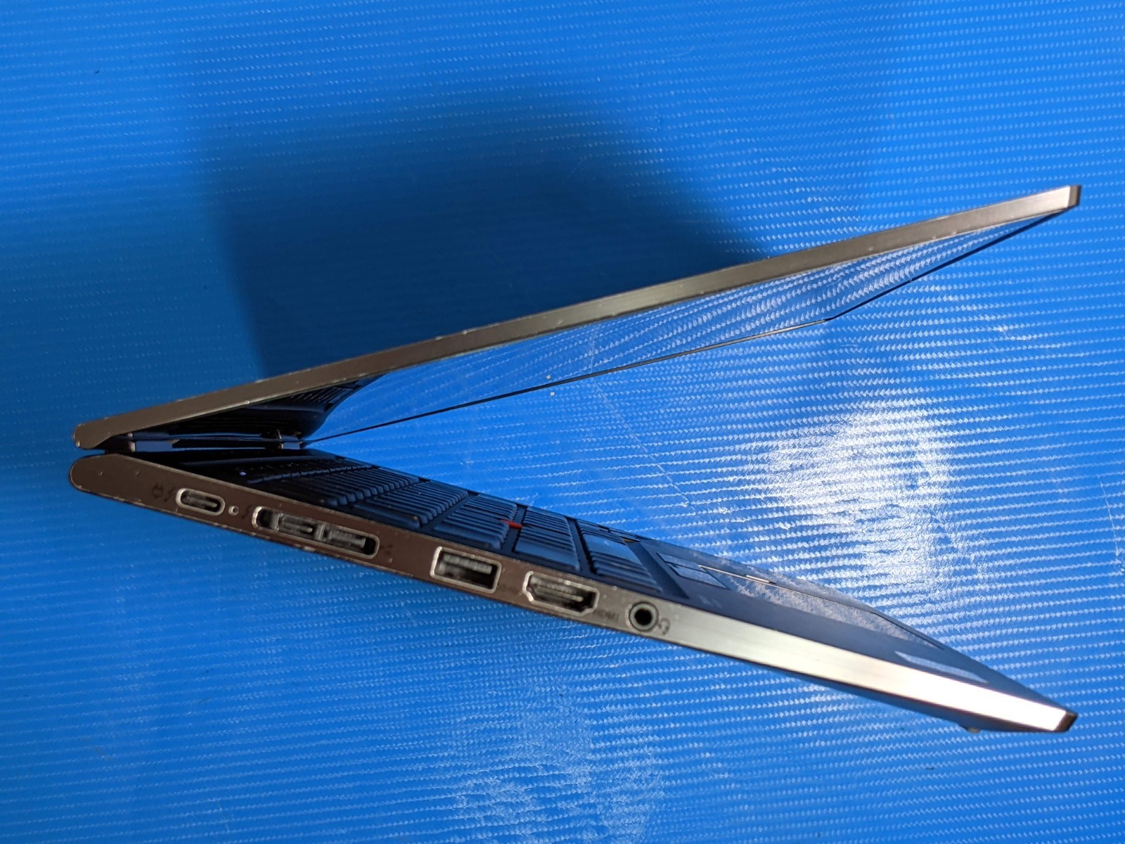 Lenovo ThinkPad X1 Yoga Gen 4 14″ QHD TOUCH i7-10510U 16GB 512GB SSD W11Pro +PA