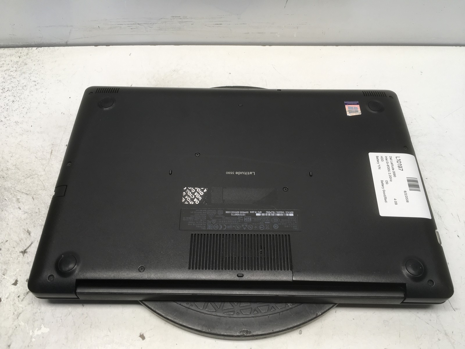 Dell Latitude 3590 Intel i3-8130U 2.2GHz 4 GB NO HDD No Batt
