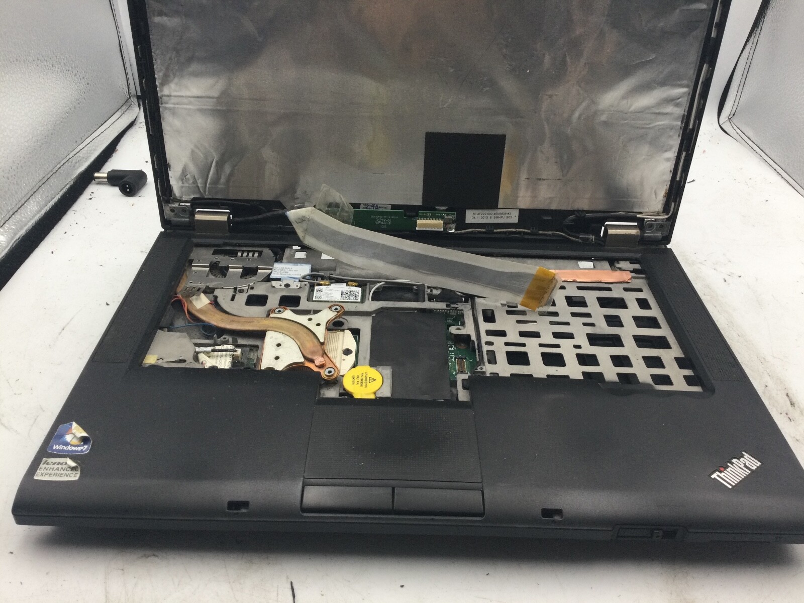 LENOVO THINKPAD T410 – FOR PARTS – MISSING COMPONENTS – READ DESCRIPTION – BB