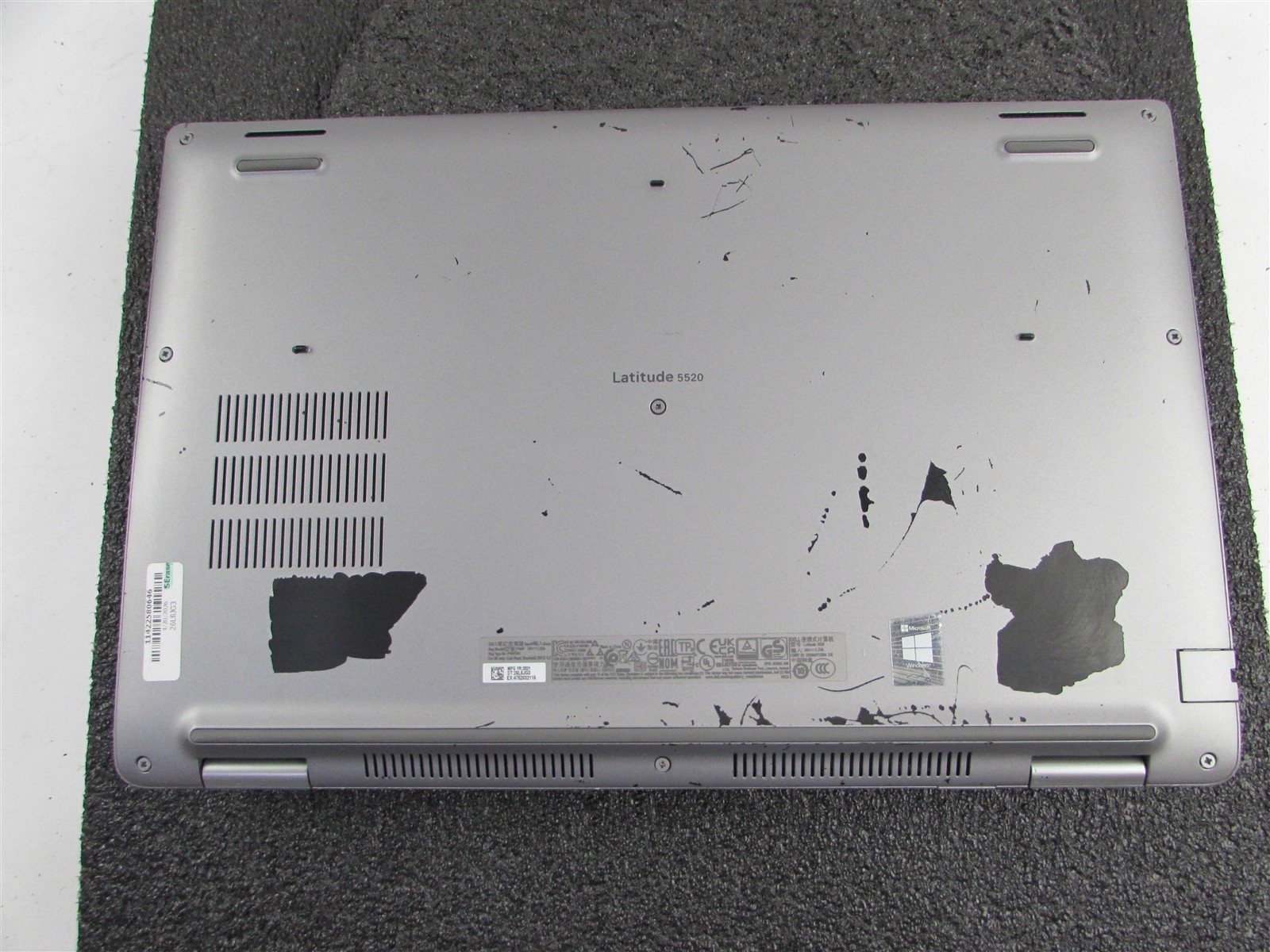 DELL LATITUDE 5520 1920X1080 FHD CORE I7-1185G7 NO SSD 4GB RAM NO O.S