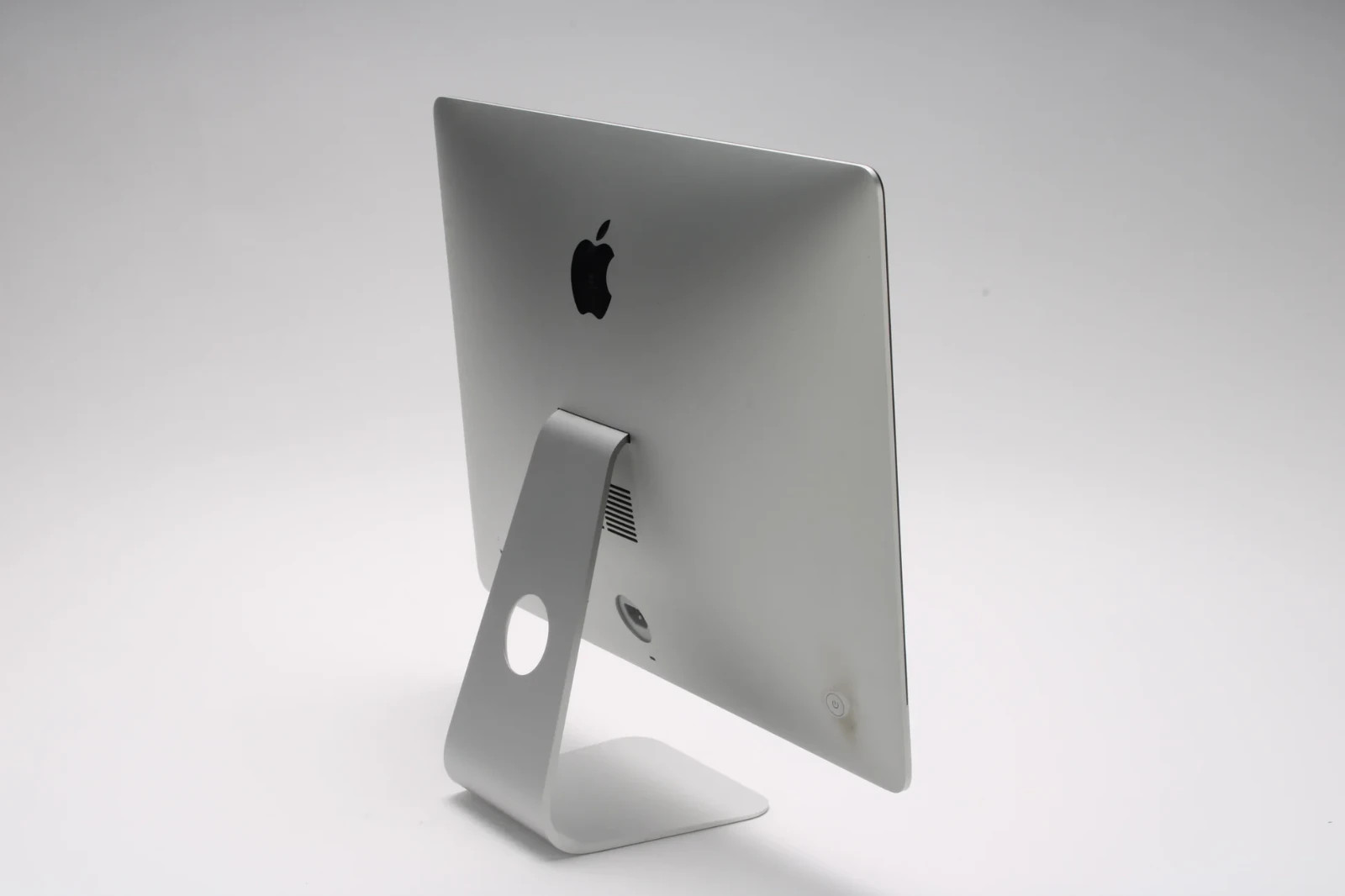 Apple iMac18, 1 Intel Core i5-7360U CPU @ 2.3 GHz 18GB RAM 930GB HDD