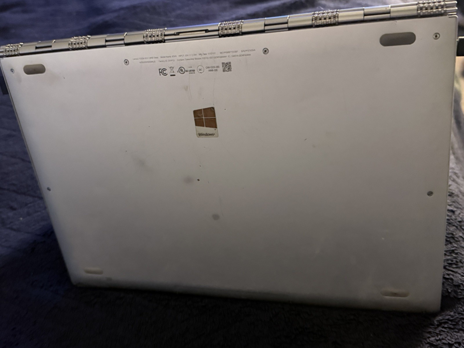 Lenovo Yoga 910-13IKB Glass Collector’s Edition 80VG 2-in-1 Touch i7 NO CHARGER