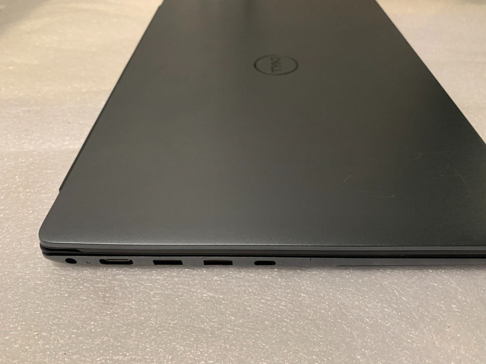Dell Vostro 5590 I5 10th Gen READ