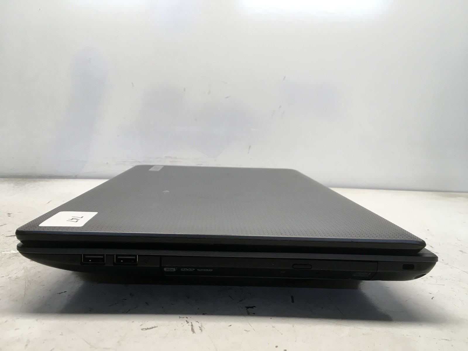 Acer Aspire 5733Z Intel Pentium P6200 2.13GHz 4 GB NO HDD No Batt