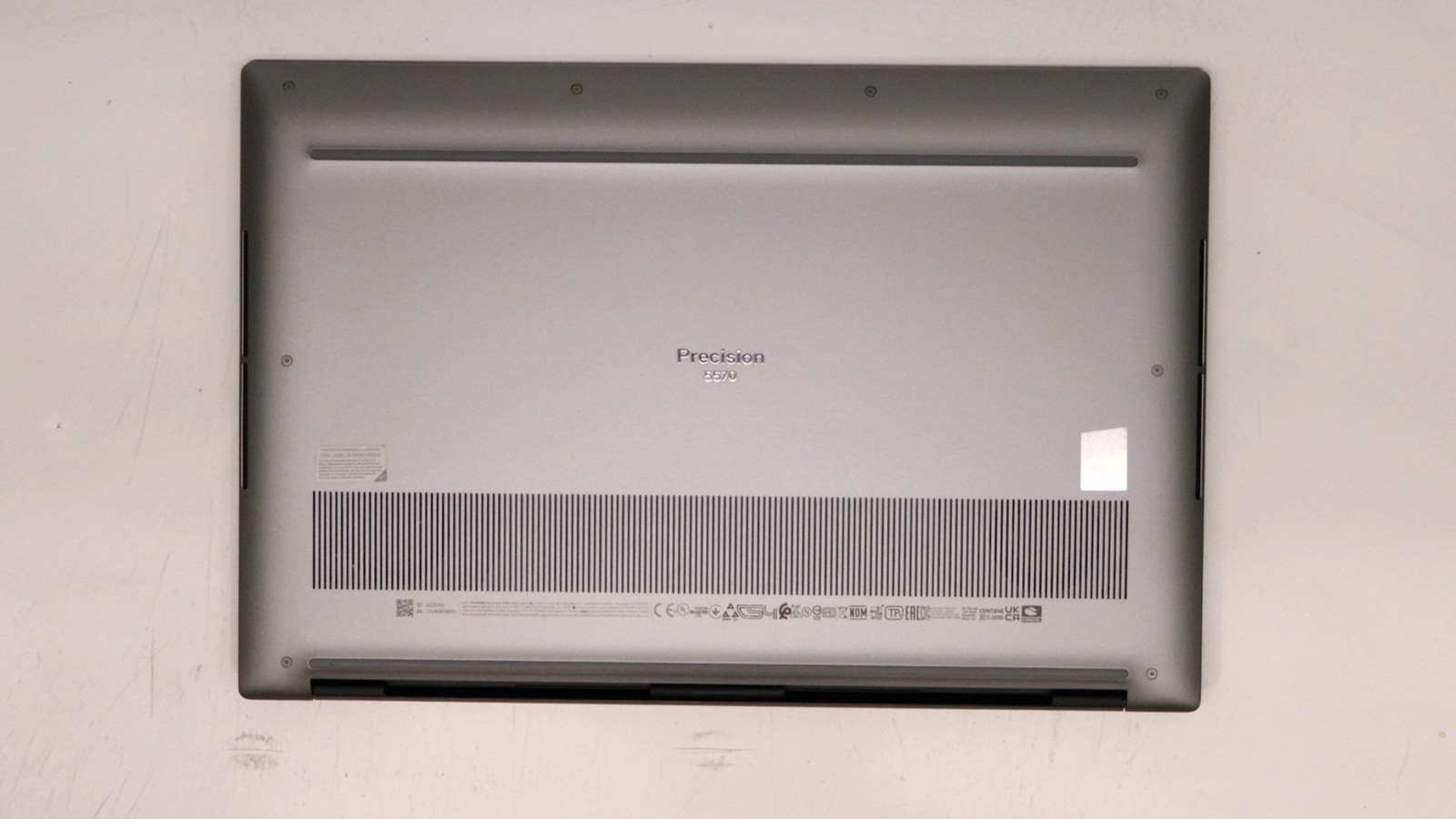 Dell Precision 5570 15″ i7-12800h 16GB 256GB – Very Good