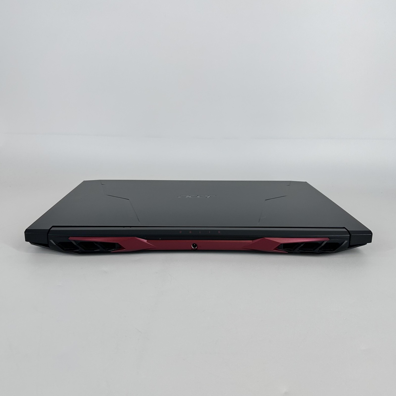 Acer Nitro 5 17.3 FHD i7-11800H 2.30GHz 40GB 1TB SSD/1TB HDD RTX 3050 Ti Good