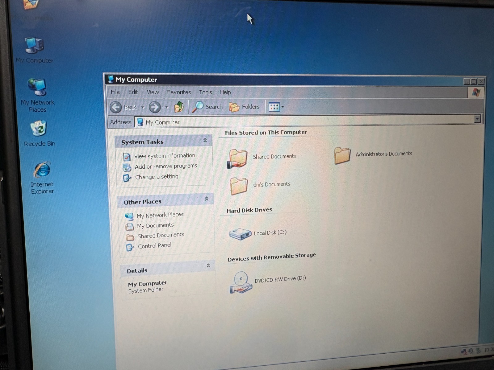 IBM Thinkpad T23 Laptop Pentium III 1ghz 16GB RAM 40GB HDD Windows XP Tested