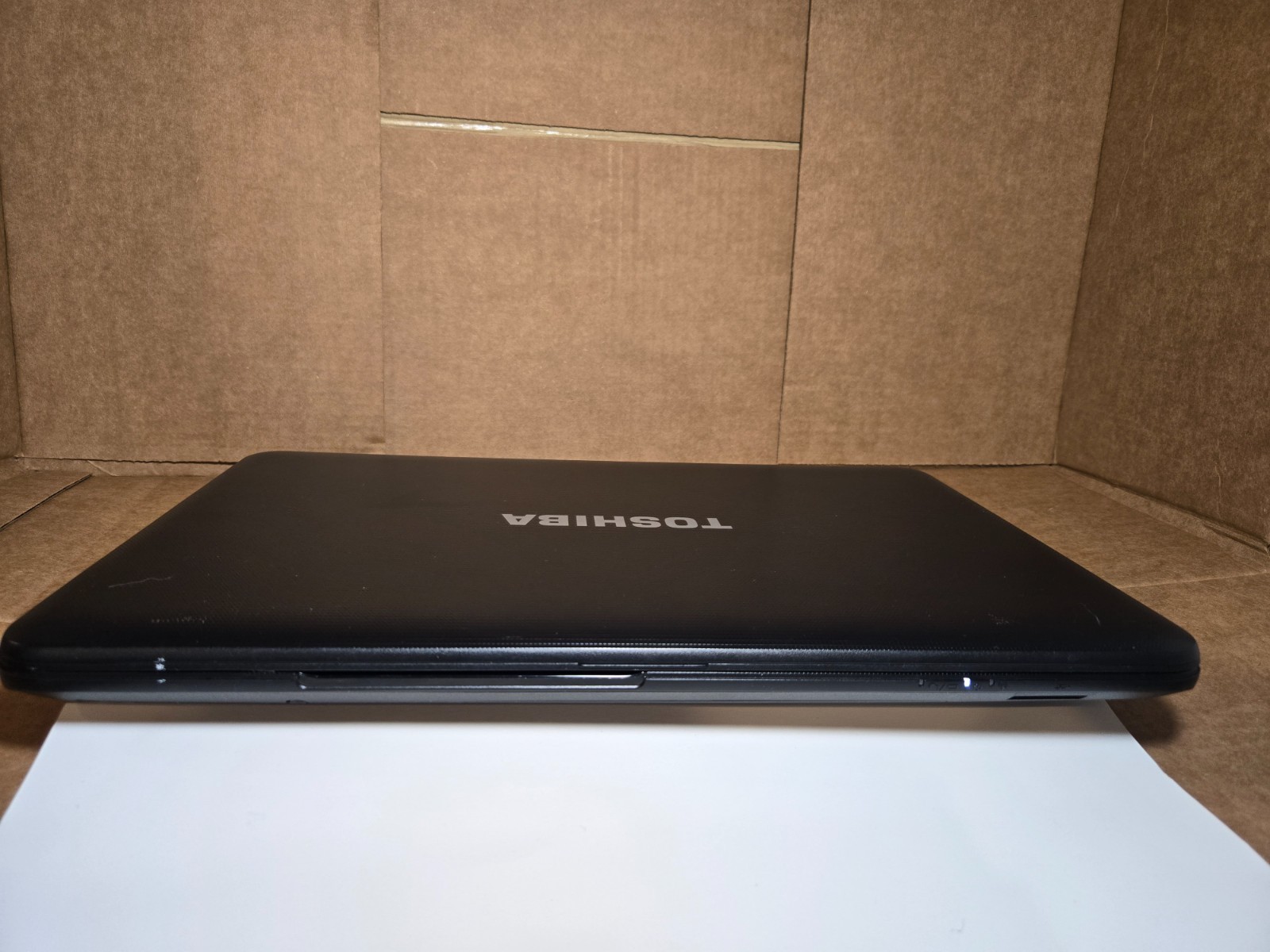 Toshiba Satellite C850- Intel 8GB DDR3 320Gb Laptop Computer