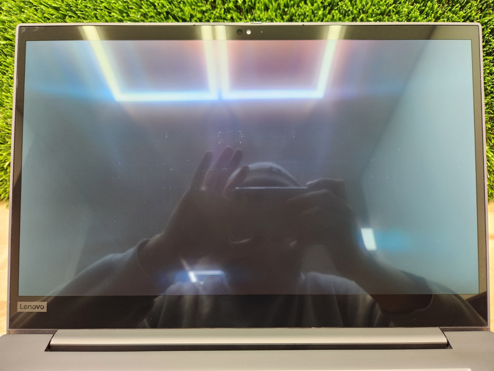 Lenovo ThinkPad P1 Gen 3 15.6″ 4K Touchscreen i9-10885H 32GB 512GB SSD T2000 ~