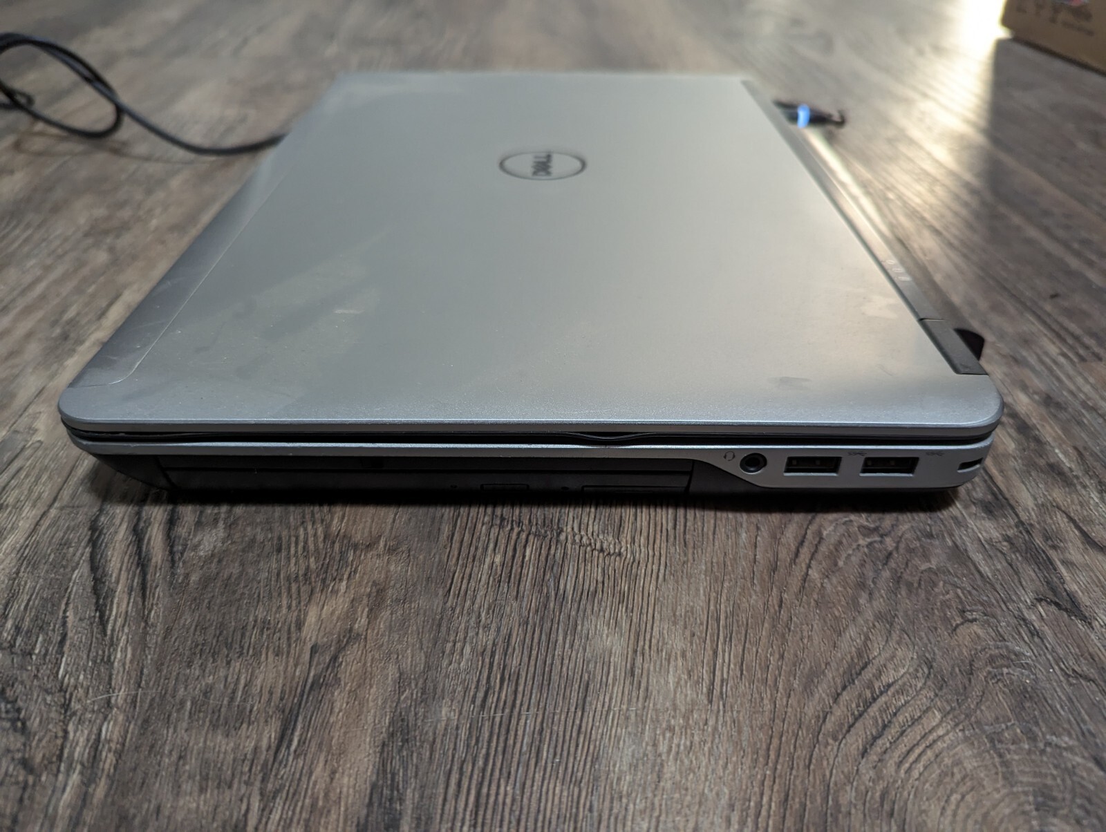 Dell Latitude E6440 14″ i5-4300M 4GB RAM 300GB HDD W10 Pro DVD+RW Laptop