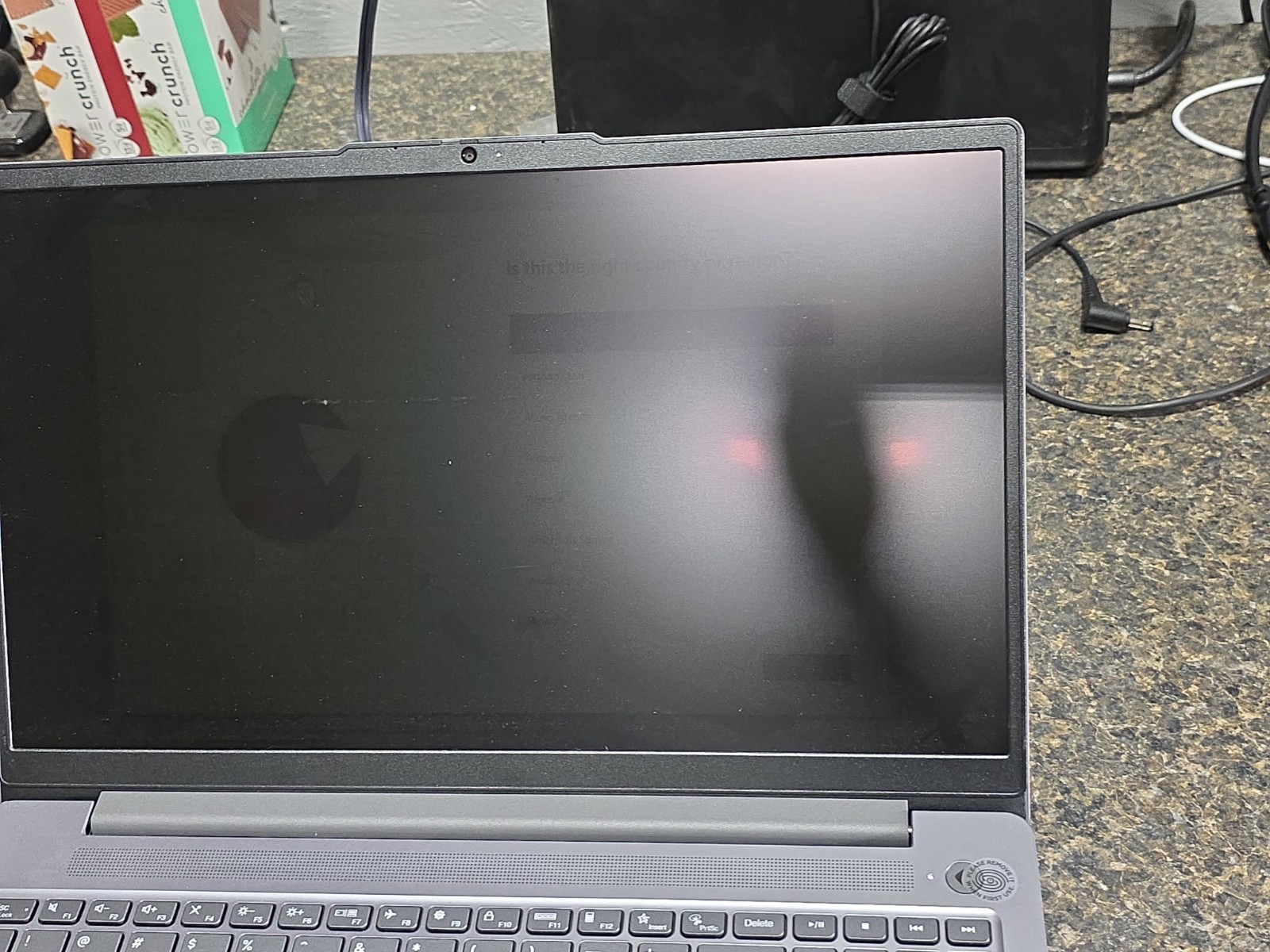 READ DESCRIPTION! Lenovo Slim 3 15.6″ TOUCH Ryzen 5 7520U 8GB/512GB Arctic Grey