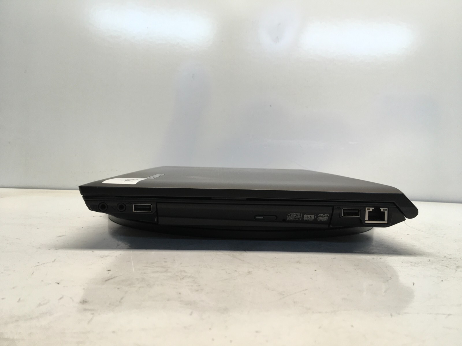 Lenovo ThinkPad B575 AMD E-350 1.6GHz 4 GB NO HDD