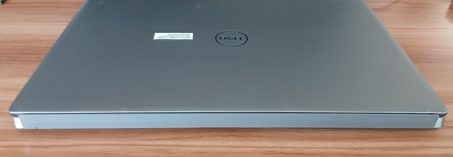 DELL VOSTRO 5620 i7-1260p 16″ FHD 16/512***READ