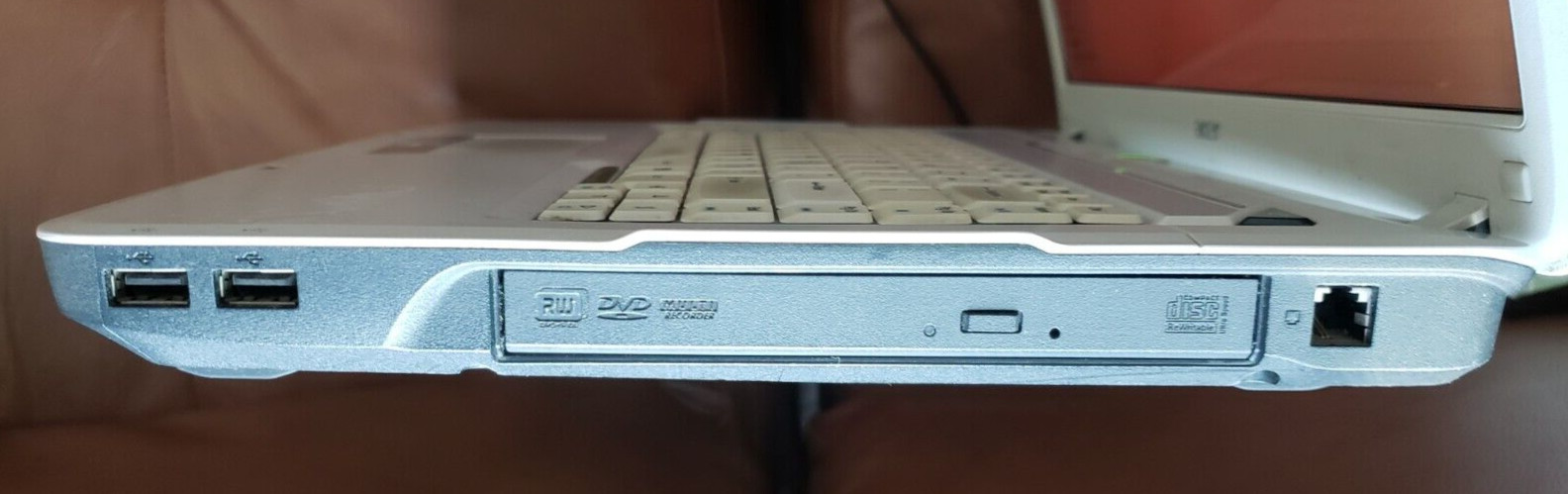 Acer Aspire 57720Z, ICL50 15.4″ Laptop Windows 7 RAM 2.00GB “For Parts only”