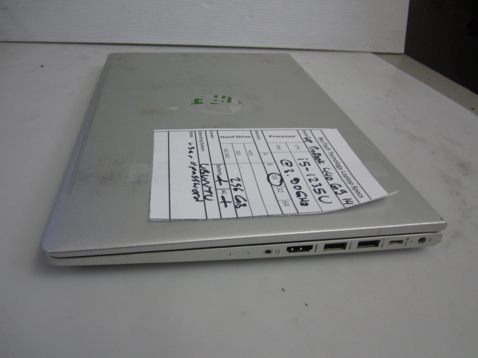 HP ProBook 440 G9 14″ i5-1235U 3.90GHz 16GB 256GB M2SSD UBUNTU LAPTOP + AC