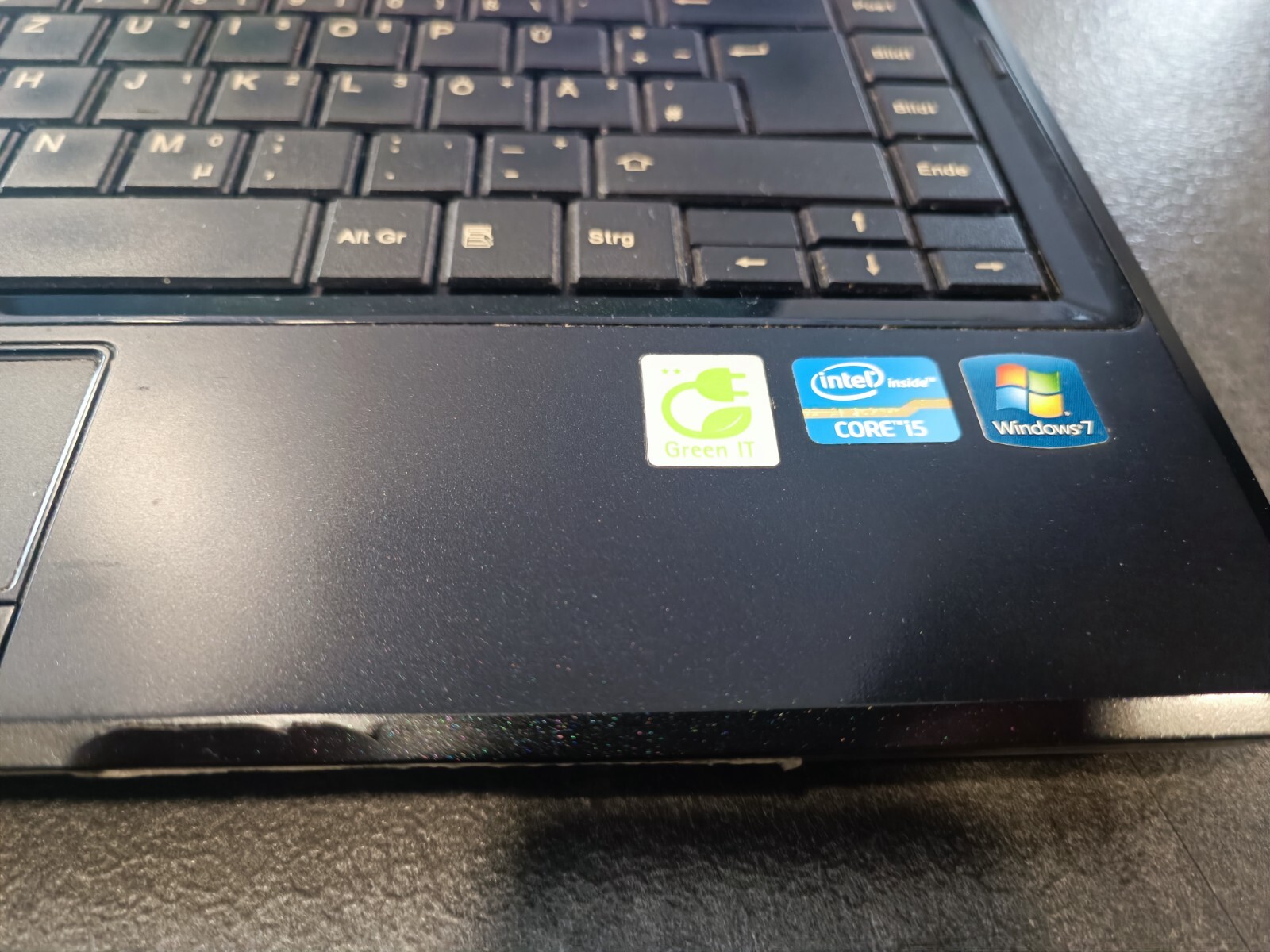 Fujitsu Lifebook Notebook Laptop LH531 i7-2410M 2.3GHz
