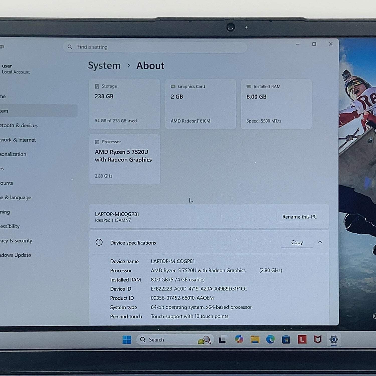 Lenovo IdeaPad 1 15AMN7 15.6″ Ryzen 5 7520U 2.8GHz 8GB RAM 256GB SSD