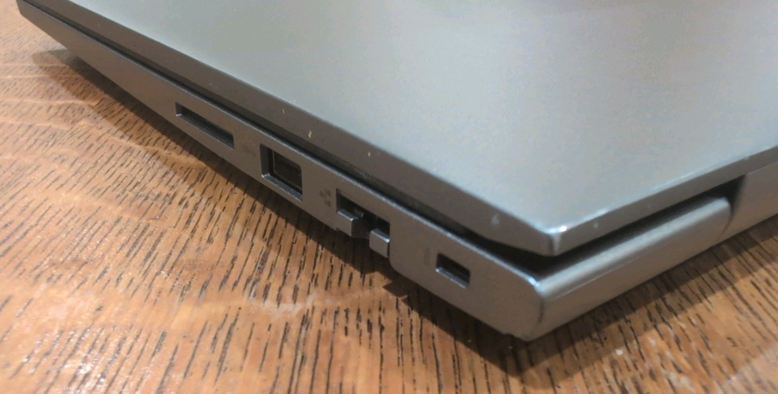 Thinkbook 14 G4 IAP W/ 12th Gen I7 + 16GB RAM Includes OEM Charger