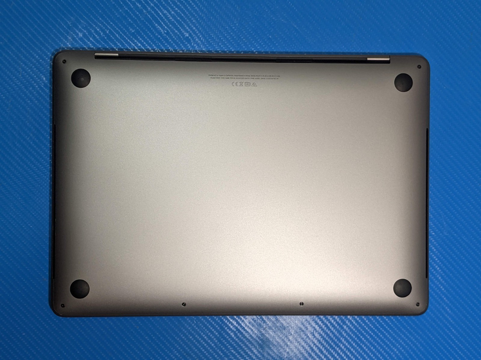 Apple MacBook Pro 13″ (2020) A2251 i5-1038NG7 2GHz 16GB 512GB SSD Sequoia +PA
