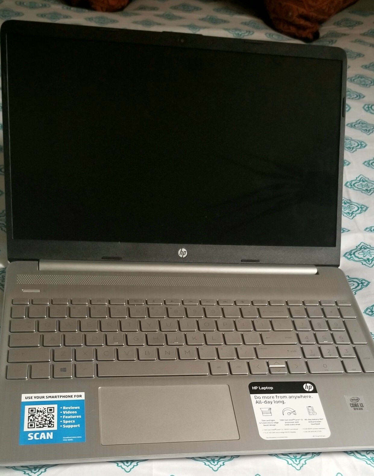 HP 15.6″ i5 11th Gen Intel Core™ 8GB/256GB Laptop-Silver With BOX