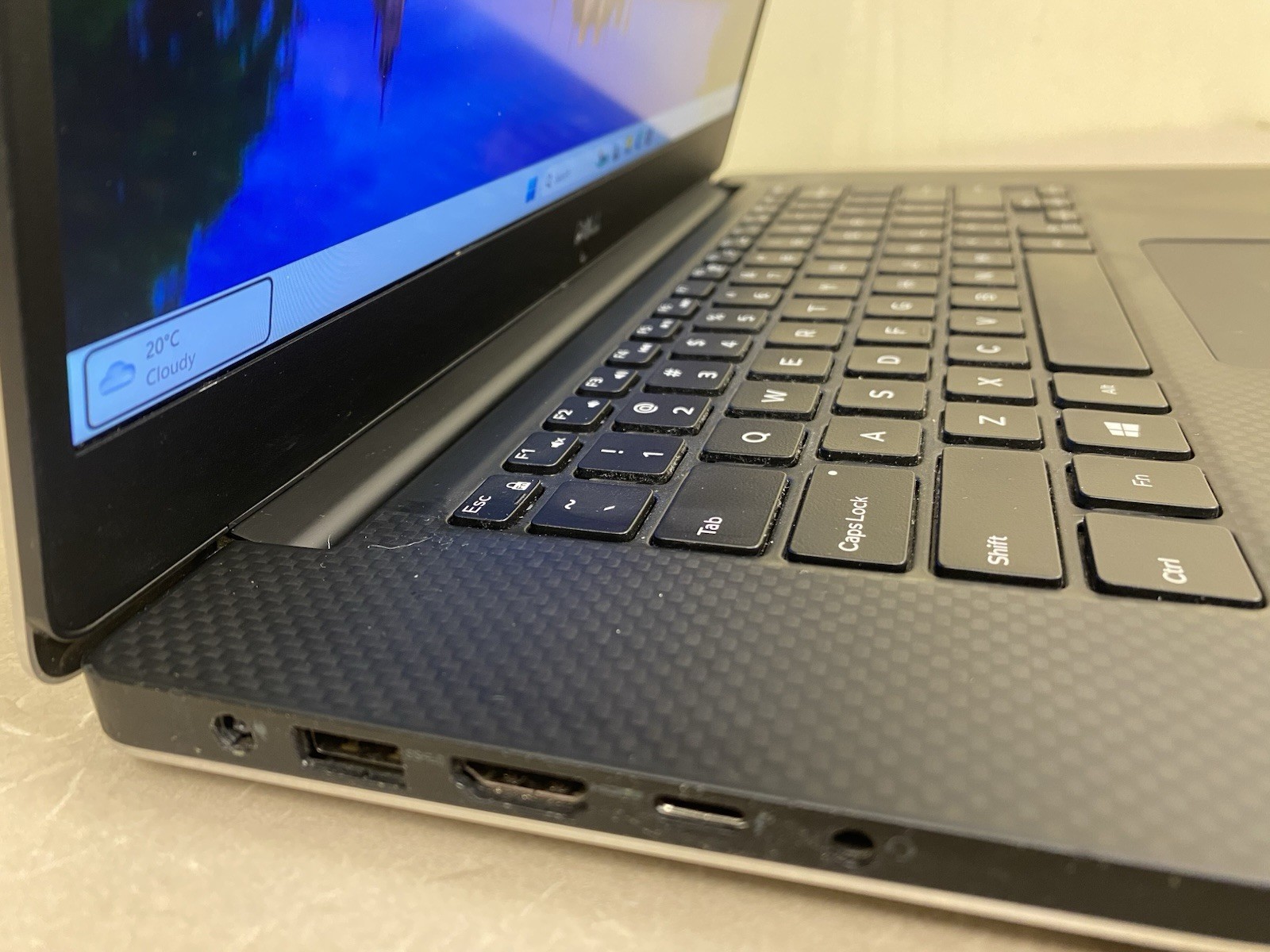 Dell Precision 5530, 15 inch (i7-8850H, 32 GB RAM, 512 GB SSD) Quadro P2000 4GB