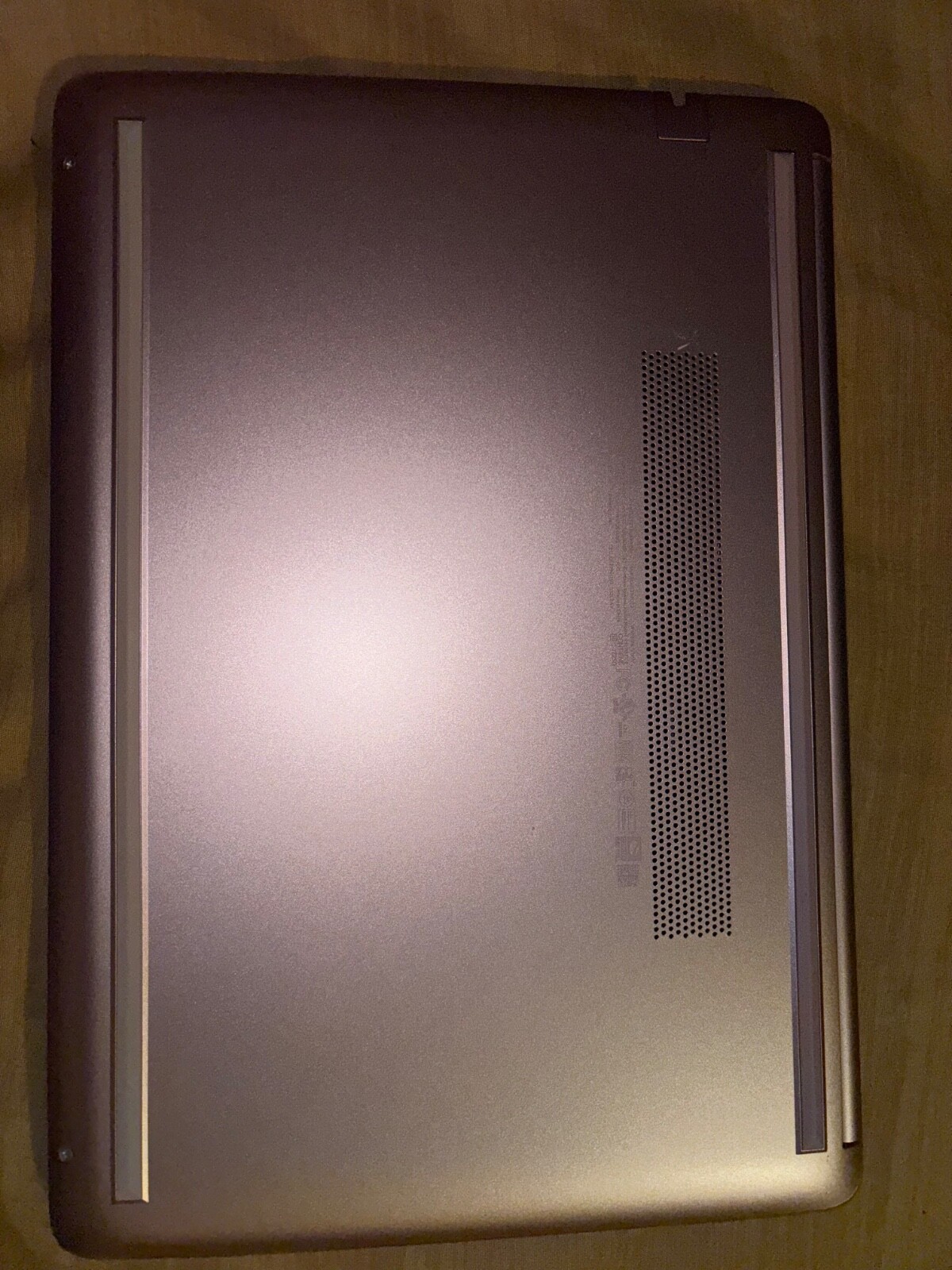 PINK USED HP LAPTOP COMPUTER ( comes with charger included)