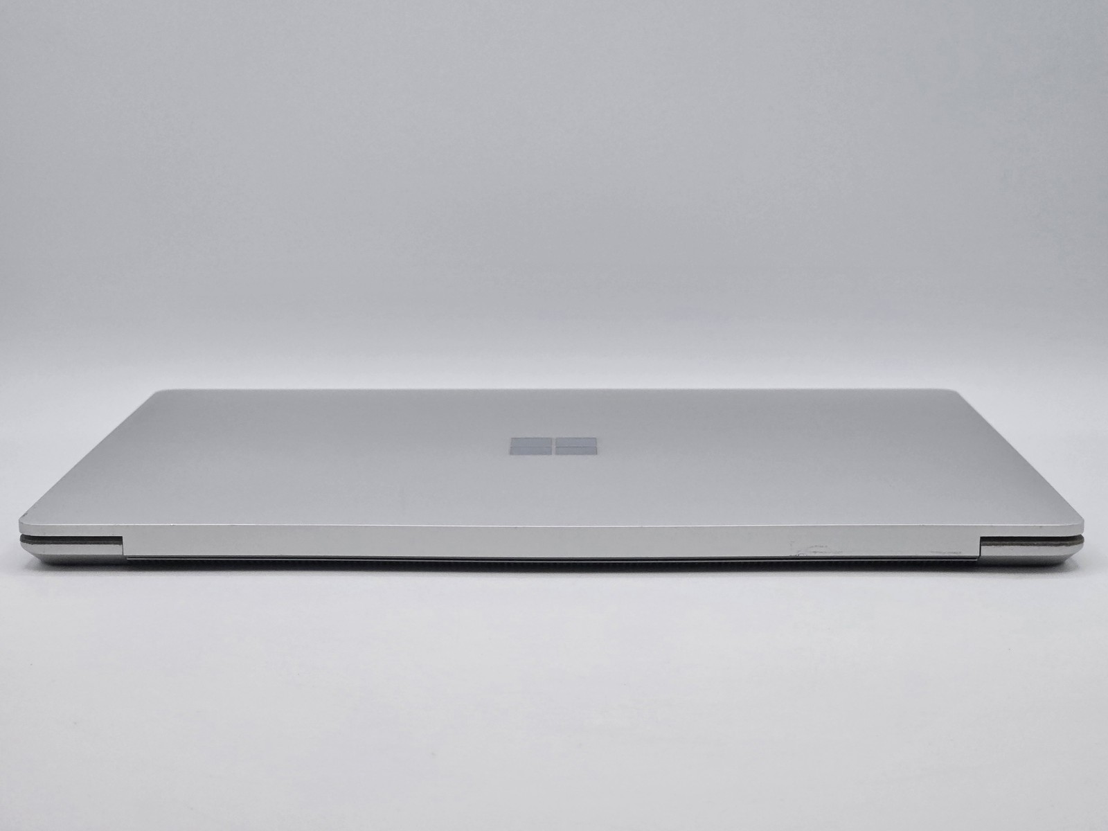 Microsoft Surface Laptop 13″ 2256 x 1504 I7-8650U 512GB SSD 16GB W11P *READ*