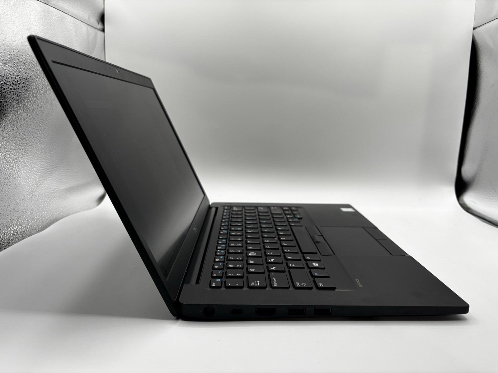 Latitude 7480 i5-6360U, 8GB RAM, 256GB NVMe, Iris 540 Gfx, Win 11