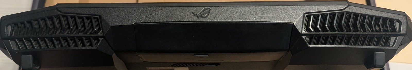 ASUS ROG G750JH A.C. Blk Flg 17.3in. (1TB, Intel Core i7 4th Gen., 2.4GHz, 24GB)