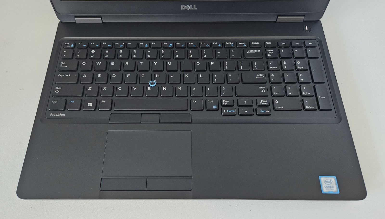Dell Precision 3520 i7-7700HQ 2.8GHz 16GB 256GB NVMe 15.6″ NVIDIA M620 Win 11Pro